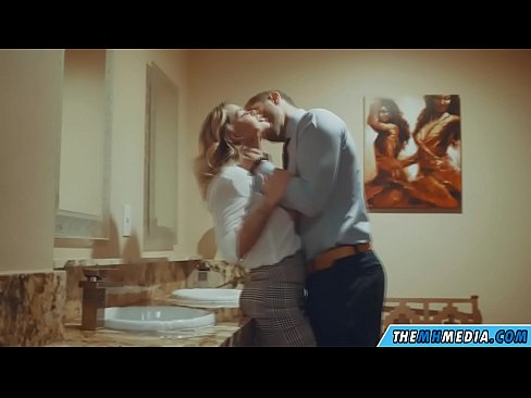 ❤️ Кад те прсата плавуша заведе у јавном тоалету ❤❌ Порно видео ат порн sr.bencoineth.top ❌